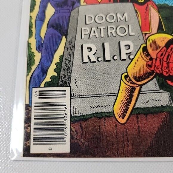 SHOWCASE PRESENTS #94 Doom Patrol 1977 VF 1st App. Doom Patrol! - Picture 4 of 4